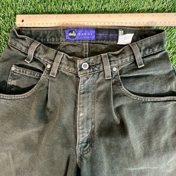 Vintage 90’s Levi’s Silvertab Men’s Olive Baggy Grunge Skate Jeans SZ 30x32 USA